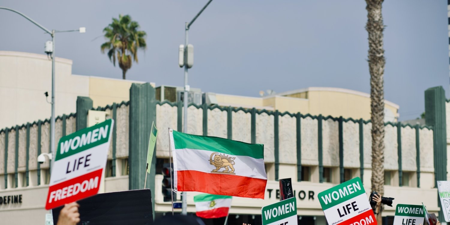Demonstration für Frauen, Leben und Freiheit im Iran.